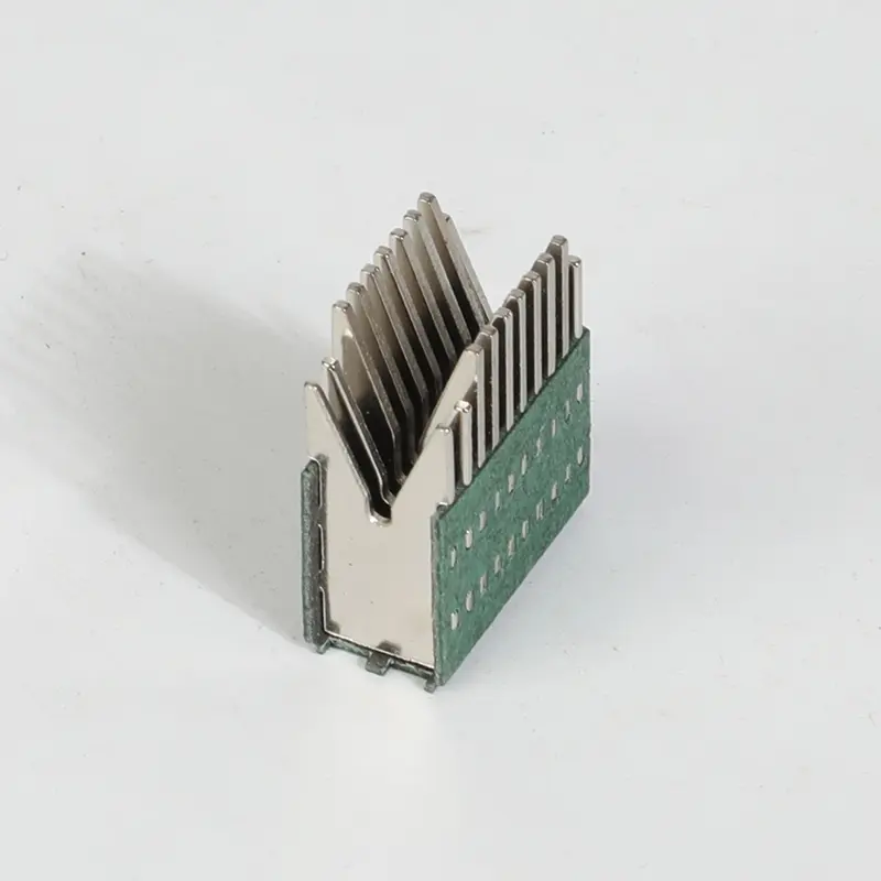 Arc extinguishing cover for small circuit breaker59.jpg