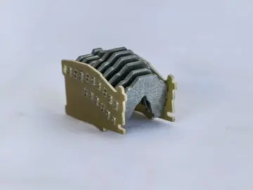 Arc extinguishing cover of molded case circuit breaker18