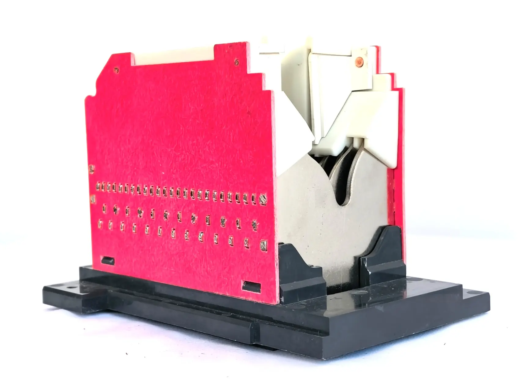 Air Circuit Breaker Arc Extinguishing Chamber: How Critical Is Electrical Safety?