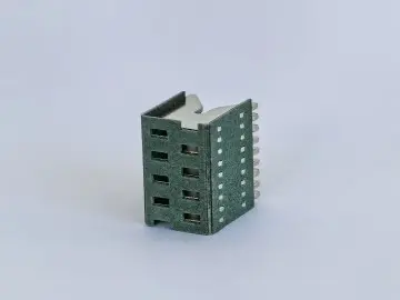 Arc extinguishing cover for small circuit breaker54