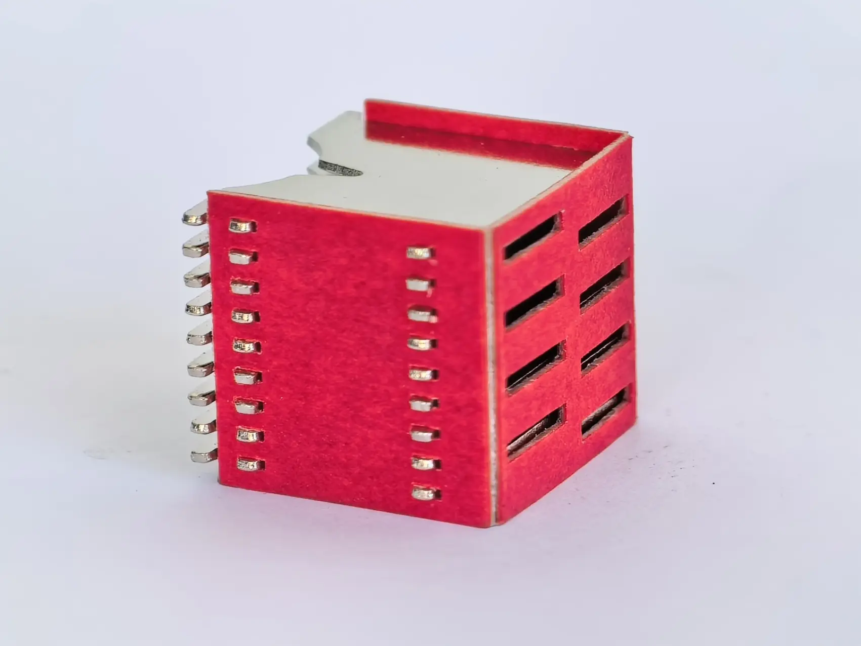Arc extinguishing cover for small circuit breaker44.jpg