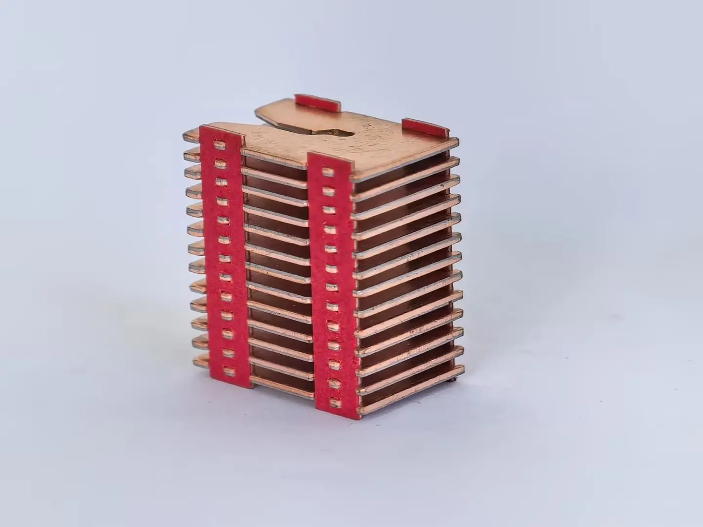 Arc extinguishing cover for small circuit breaker56.jpg