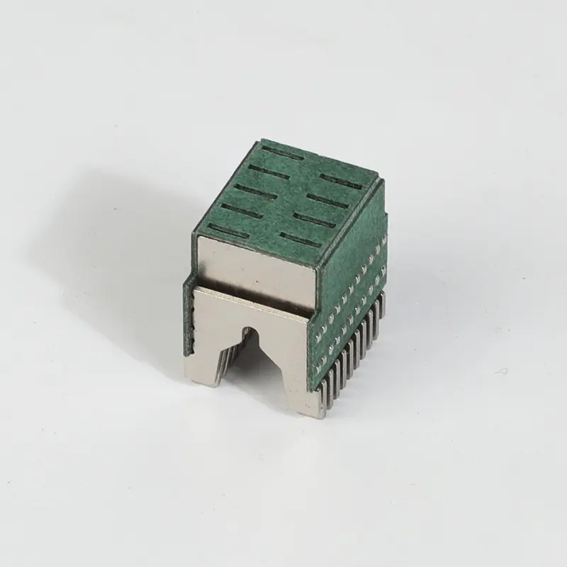 Arc extinguishing cover for small circuit breaker49.jpg