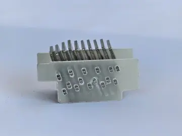 Arc extinguishing cover of molded case circuit breaker24