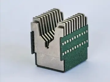 Arc extinguishing cover for small circuit breaker49