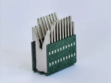 Arc extinguishing cover for small circuit breaker59
