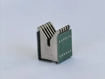 Arc extinguishing cover for small circuit breaker58