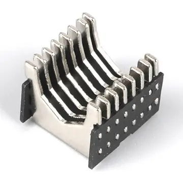 Arc extinguishing cover for small circuit breaker28