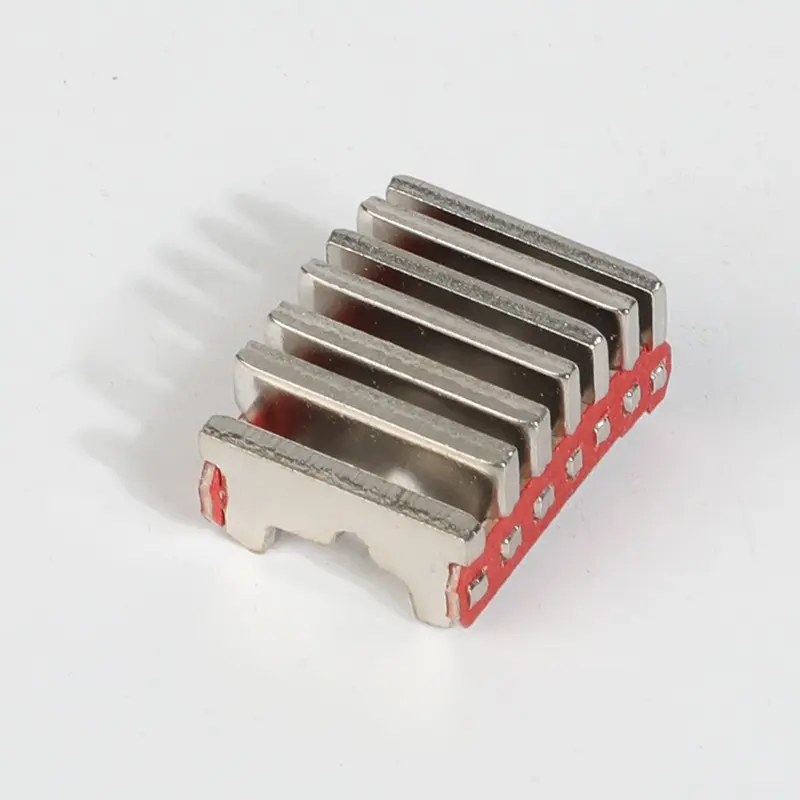 Arc extinguishing cover of molded case circuit breaker34.jpg