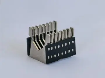 Arc extinguishing cover for small circuit breaker63