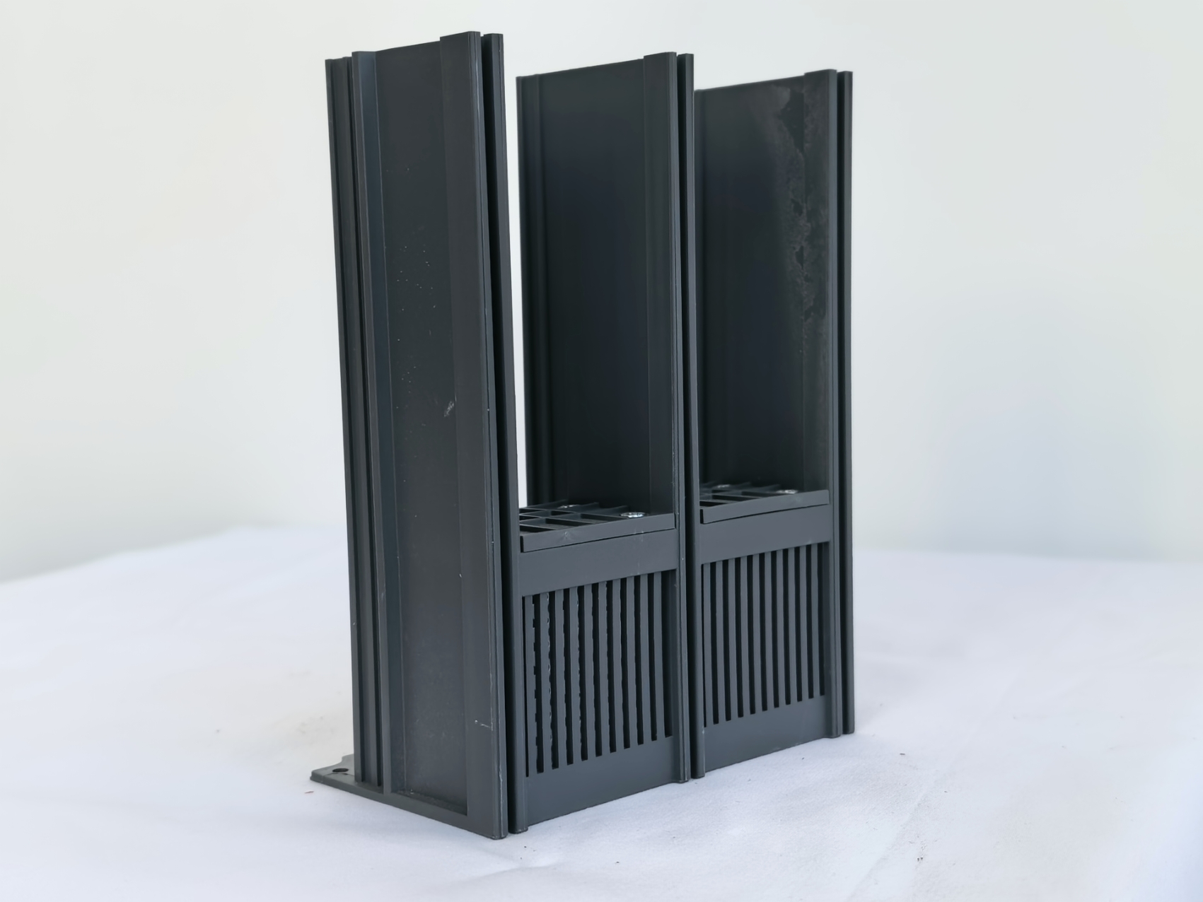 Arc extinguishing cover of molded case circuit breaker56.jpg