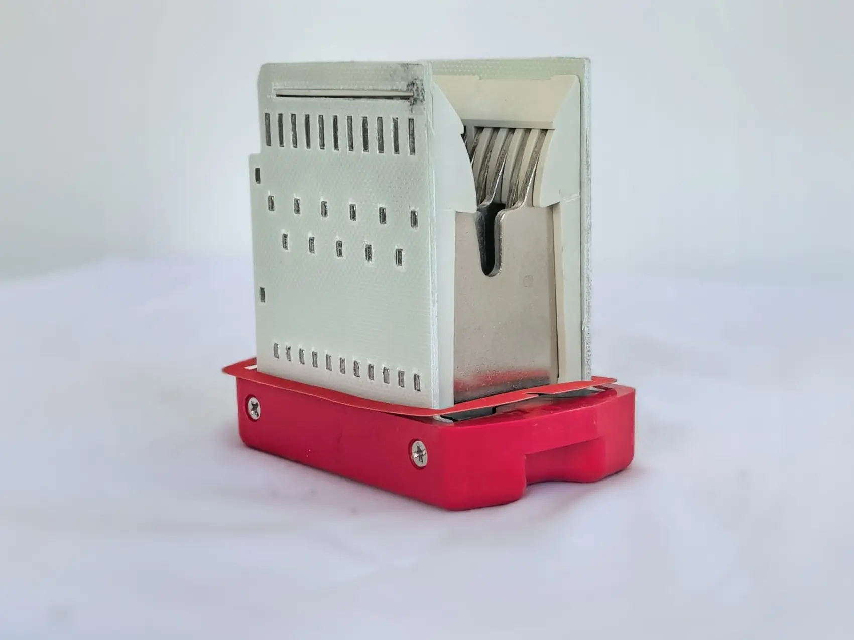 Arc extinguishing cover of frame circuit breaker5.jpg