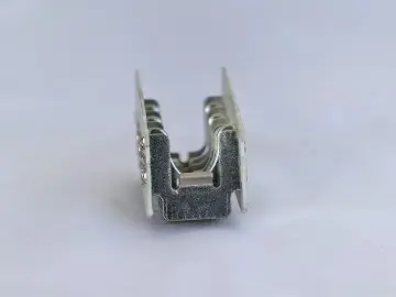 Arc extinguishing cover of molded case circuit breaker17