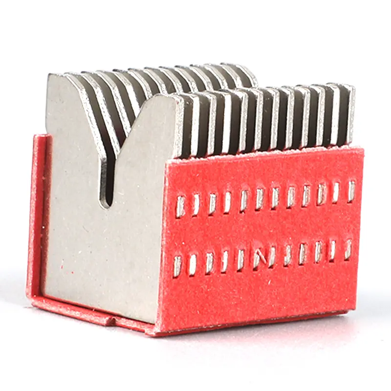 Arc extinguishing cover for small circuit breaker16.jpg