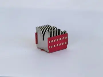 Arc extinguishing cover for small circuit breaker53