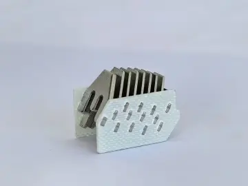 Arc extinguishing cover of molded case circuit breaker32